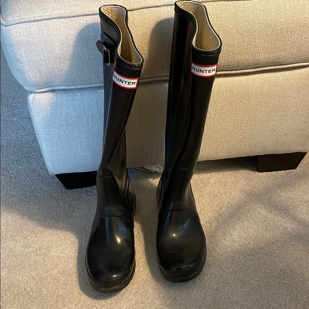 Hunter Glossy Black Rain Boots